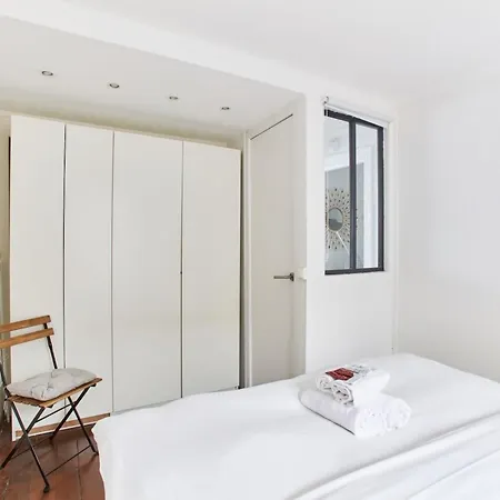 Montmartre & Sacre-coeur Basilica - 1br - Cityapartmentstay *